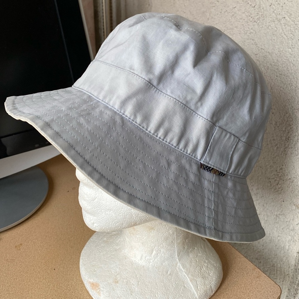 Burberry women's bucket hat light blue size large 100% cotton